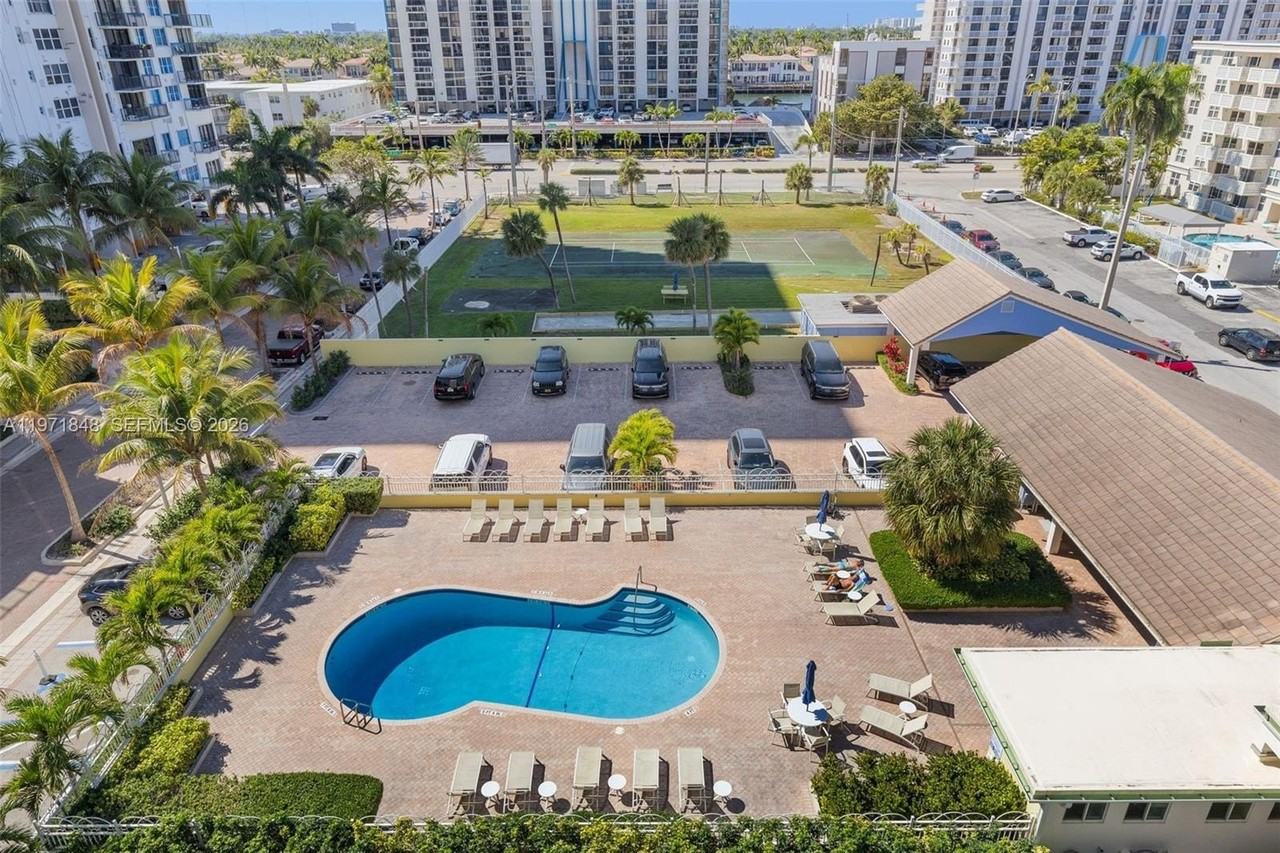 2001 S Surf Rd #6A - Photo 2 of 35