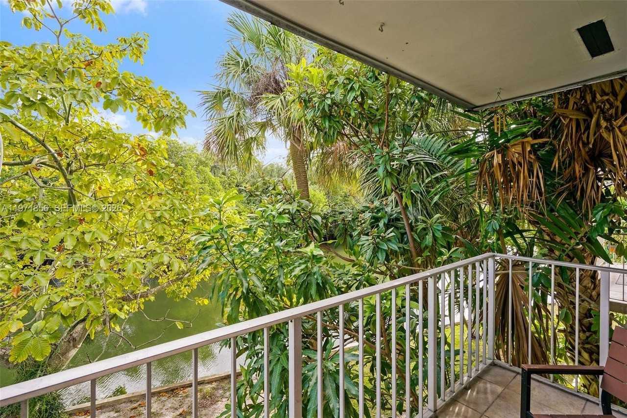 1777 Venice Ln #235 - Photo 7 of 10