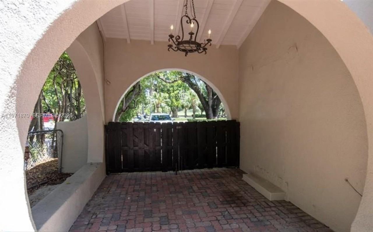 3050 Alton Rd - Photo 4 of 41