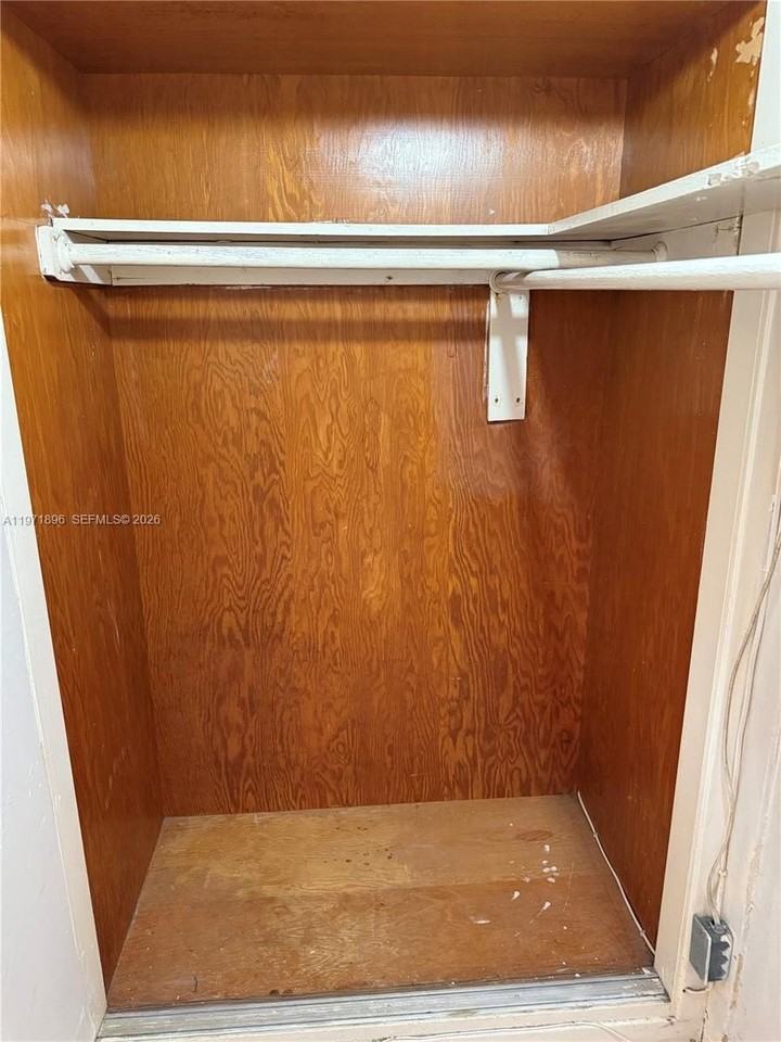 1512 Sw 14th Ter #B - Photo 4 of 6