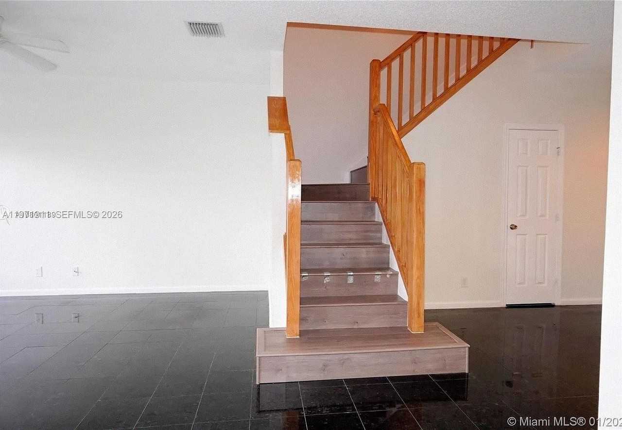 8331 Via Serena #8331 - Photo 7 of 8