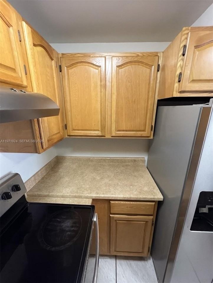 9686 Fontainebleau Blvd #402 - Photo 2 of 14