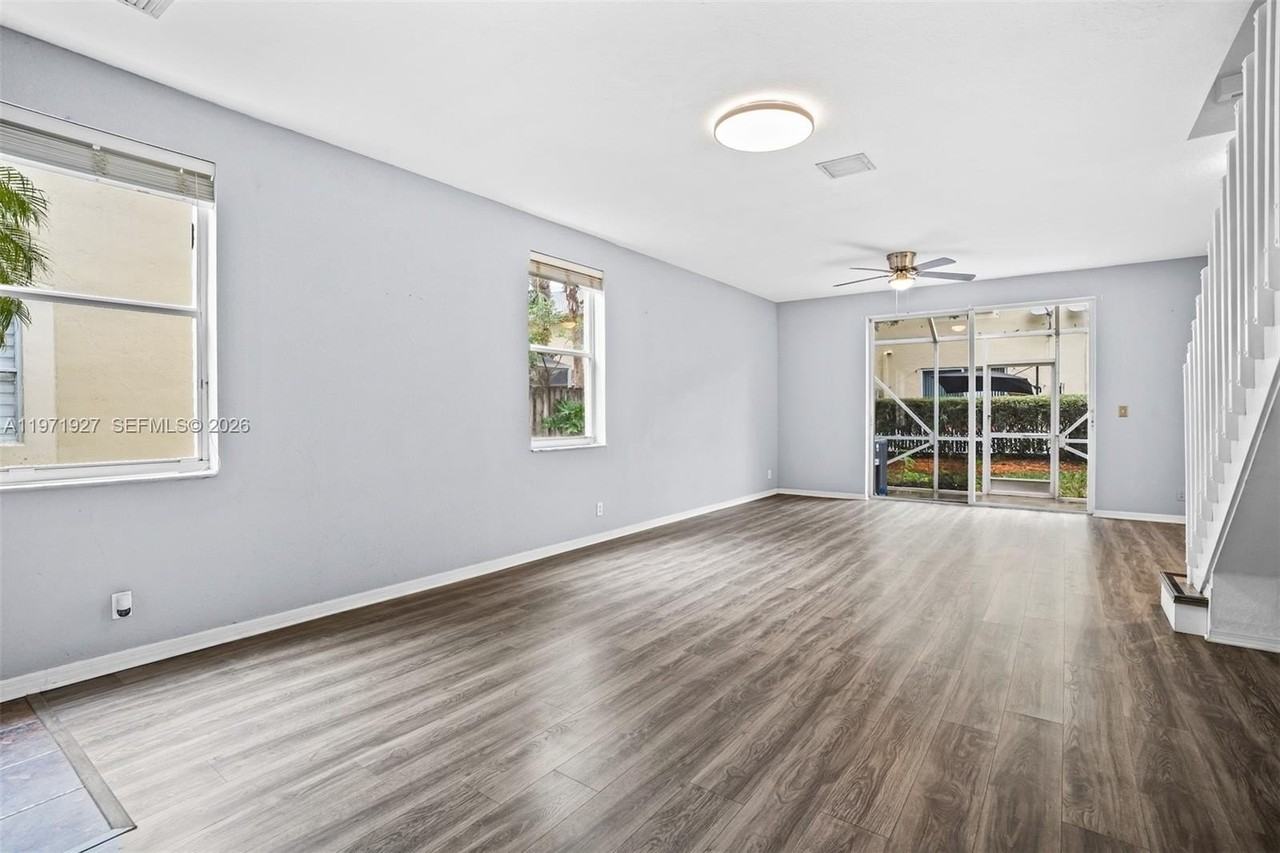 2167 Hacienda Ter #2167 - Photo 5 of 31