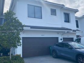 10820 Sw 232nd Ter #11820 - Photo 1 of 1