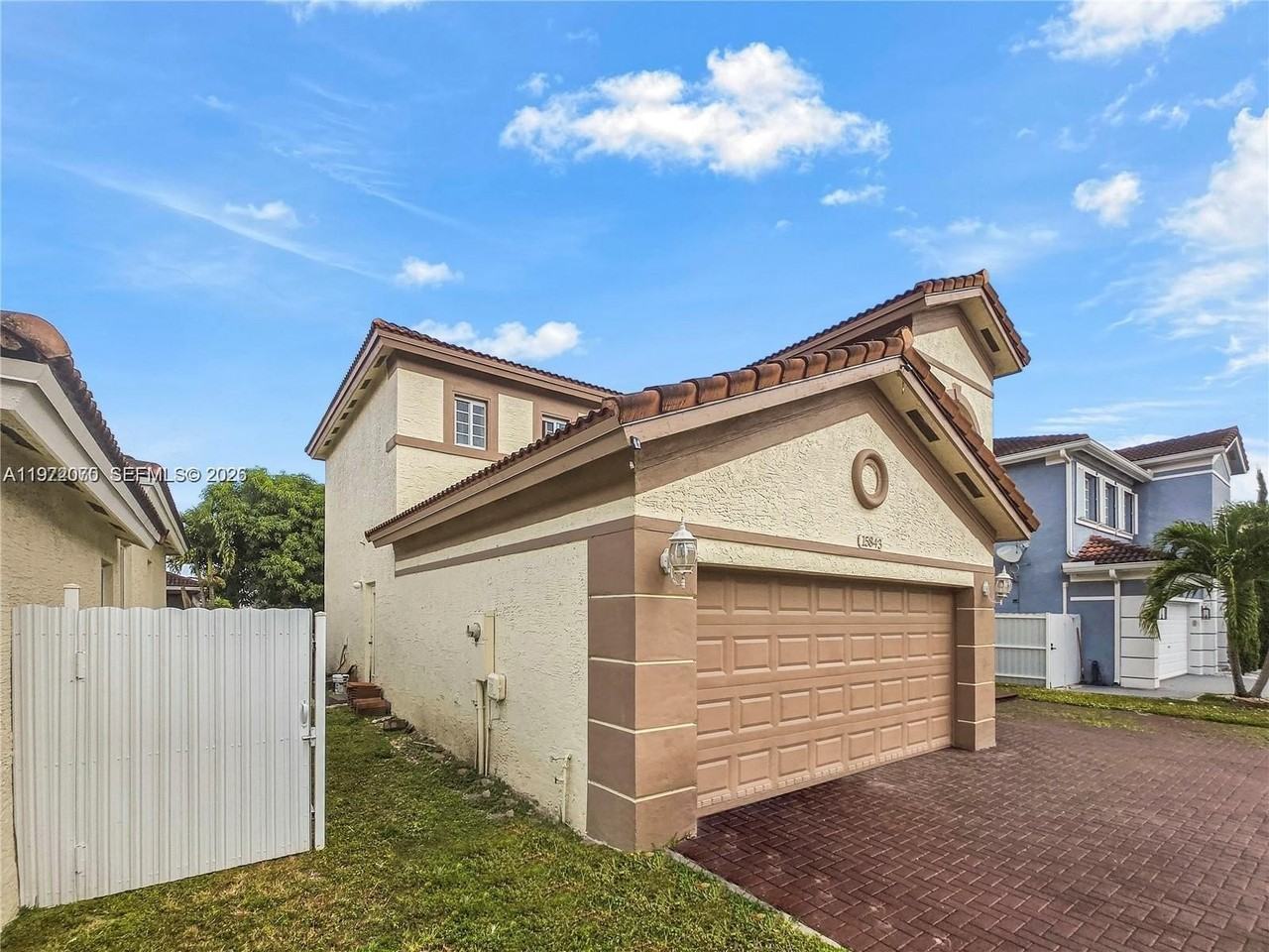 15843 Sw 139th St - Photo 3 of 39