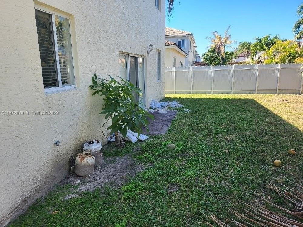 15843 Sw 139th St - Photo 6 of 39