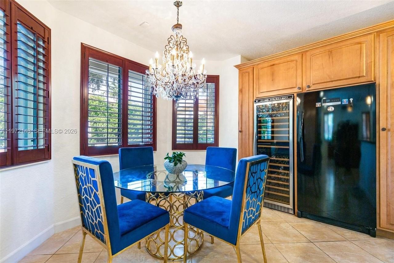 7587 Sw 189th St - Photo 7 of 50