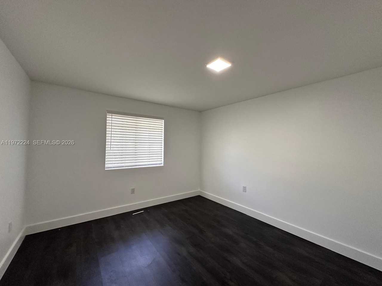 1209 Ne 136th Ter #1209 - Photo 6 of 15