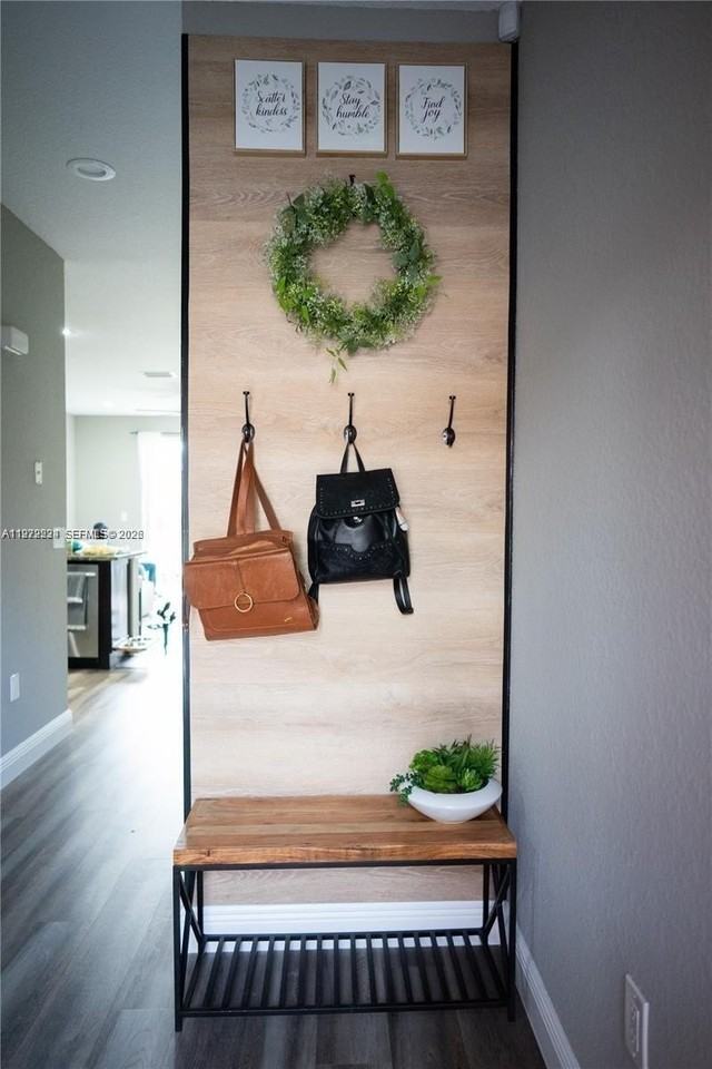 7941 Catalina Cir #7941 - Photo 3 of 9