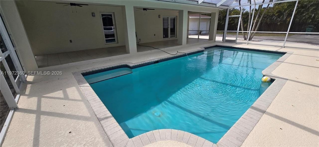 6500 Sw 82nd Ave - Photo 3 of 50