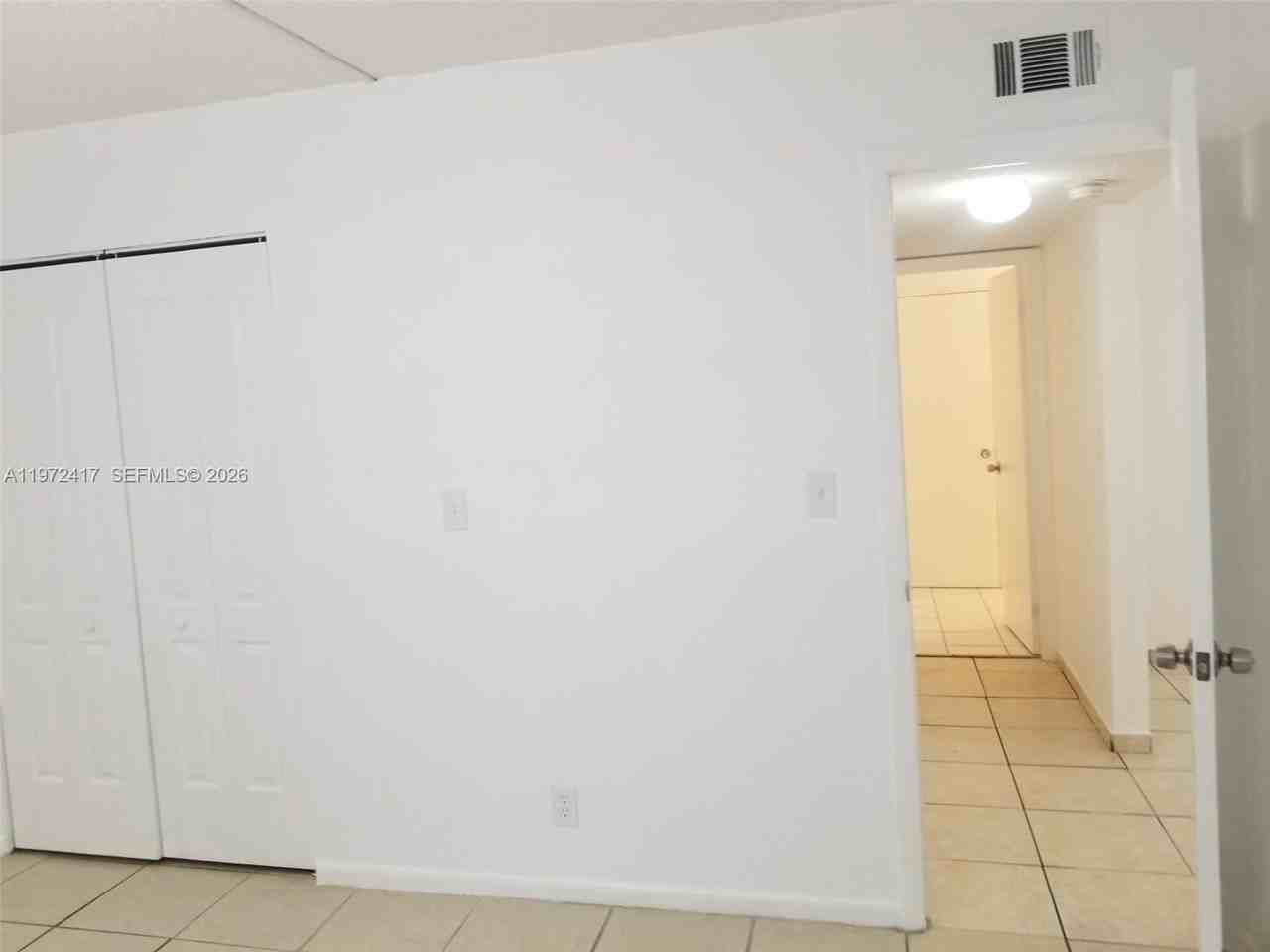 850 E Commercial Blvd #139E - Photo 4 of 6