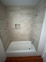 2800 Nw 14th St #B - Photo 1 of 1