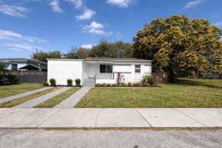 911 Nw 57th St #911 - Photo 1 of 1