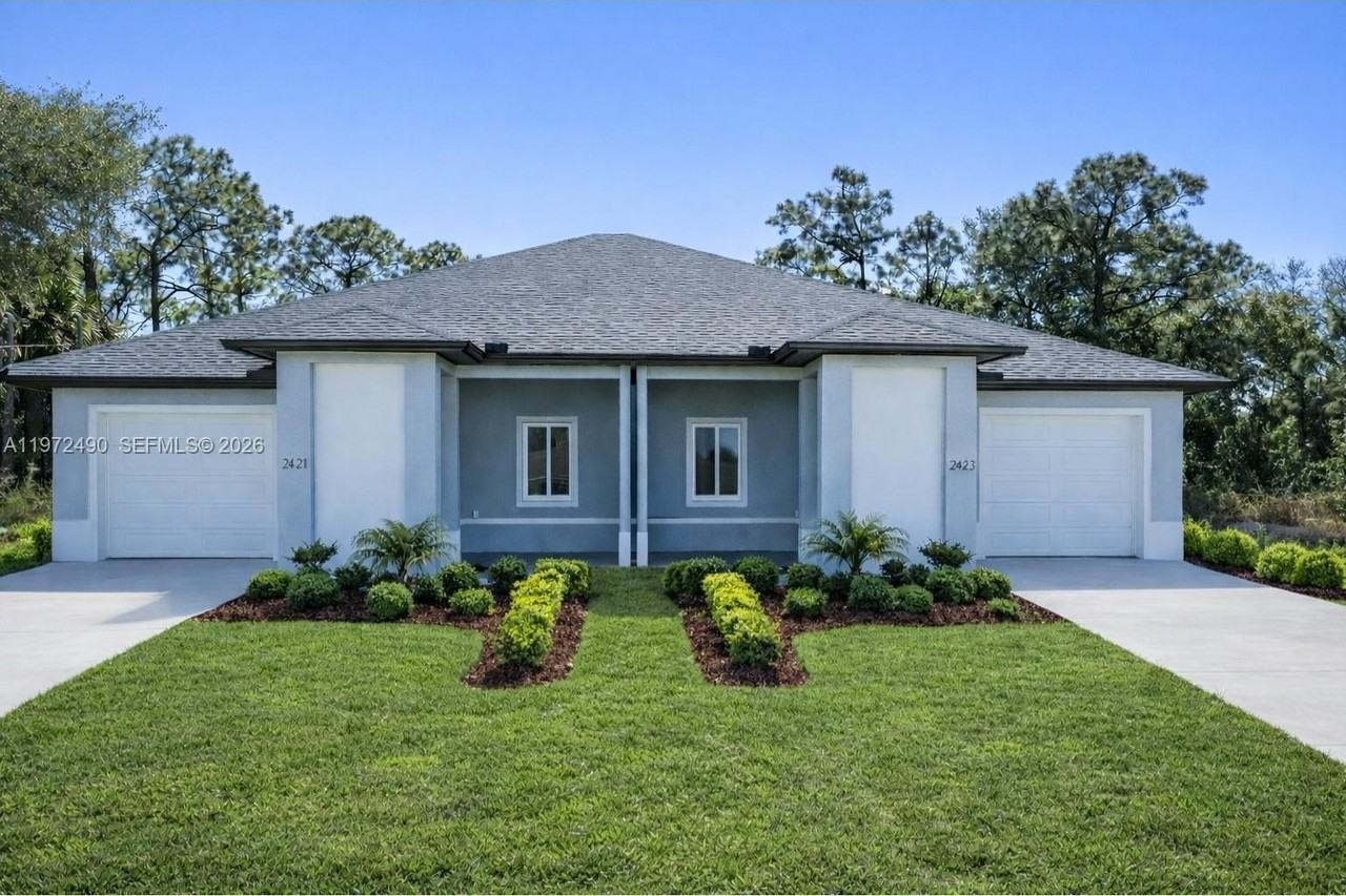 2423 Milton Ave S #2423 - Photo 3 of 32