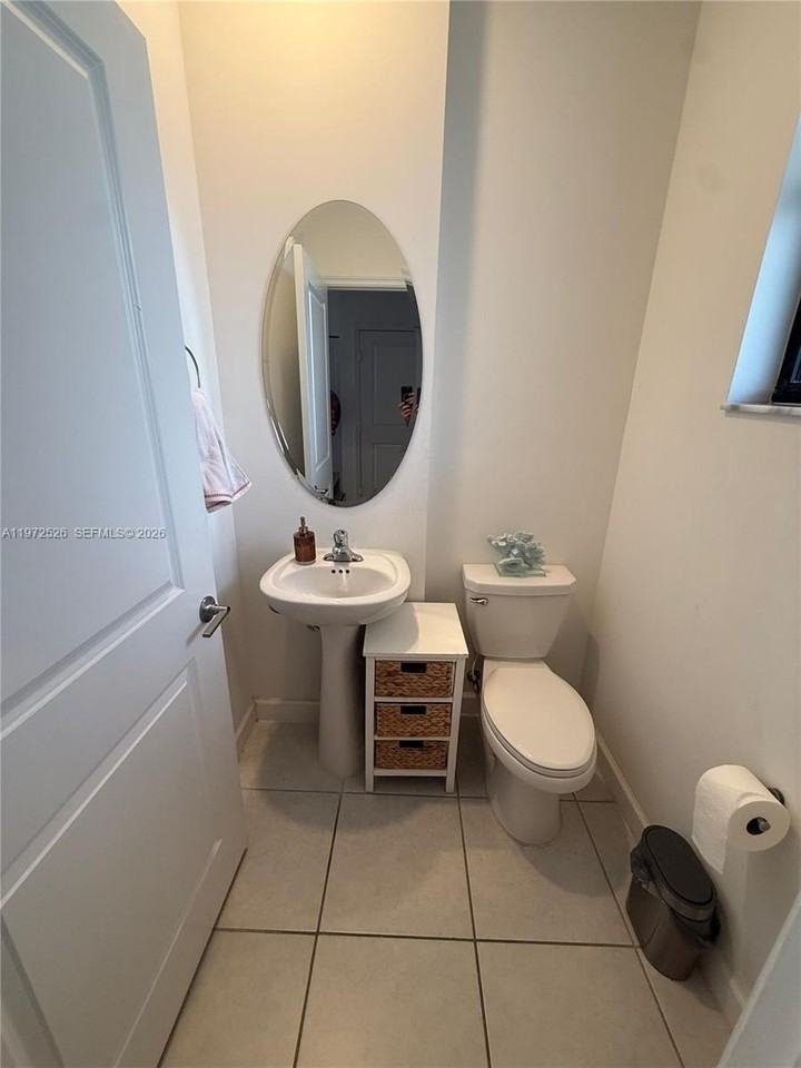 20378 Nw 6th Ave #20378 - Photo 5 of 13