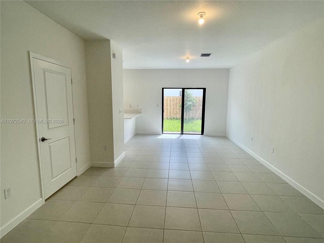 23033 Sw 129th Pl #23033 - Photo 5 of 24