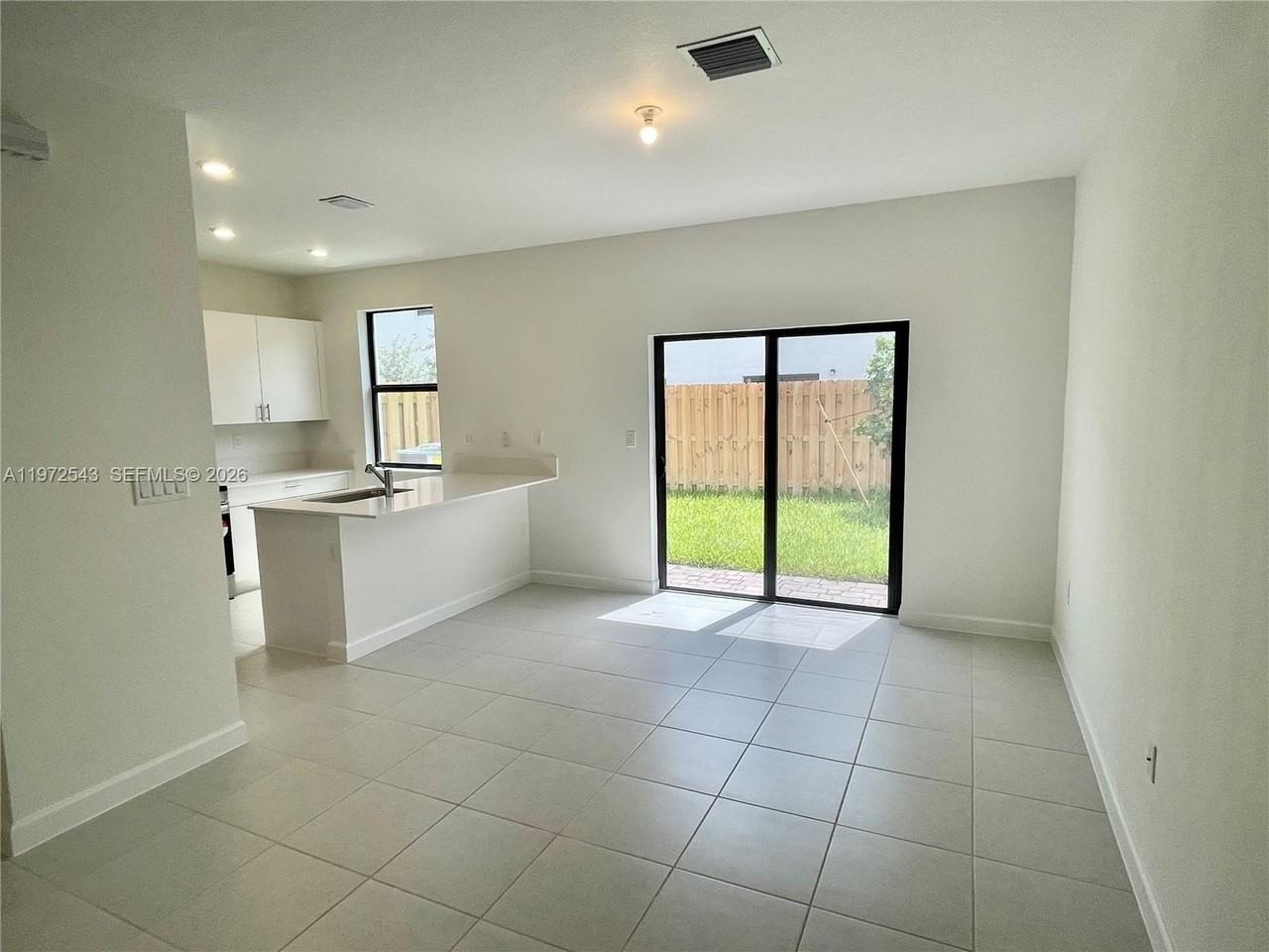 23033 Sw 129th Pl #23033 - Photo 6 of 24