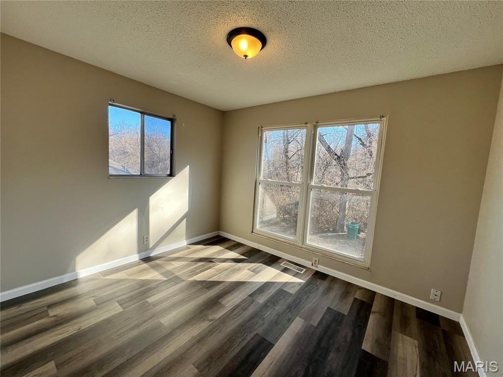 2760 Darla Ct - Photo 5 of 18