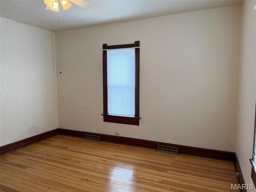 807 Maupin Ave #B - Photo 4 of 11