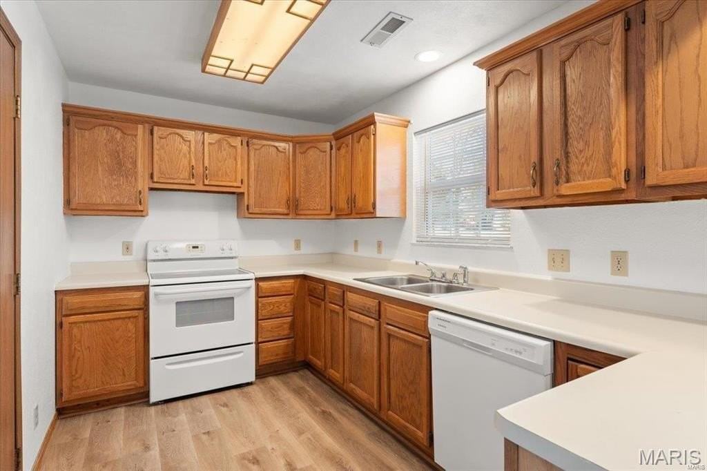 132 Clinton Hill Dr - Photo 7 of 27