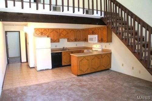 822 White Oak Dr #1 - Photo 3 of 16