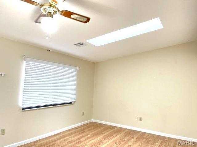 97 Peachtree Ln - Photo 3 of 11