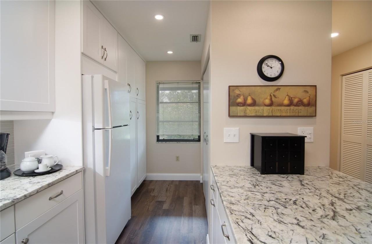 5635 Golf Pointe Dr #101 - Photo 6 of 30