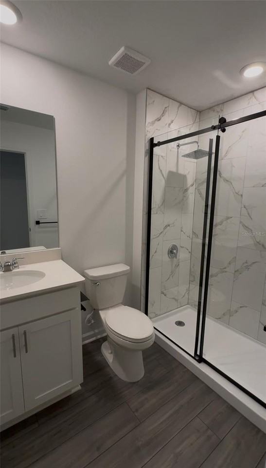 5433 Nw 22nd Dr - Photo 7 of 9