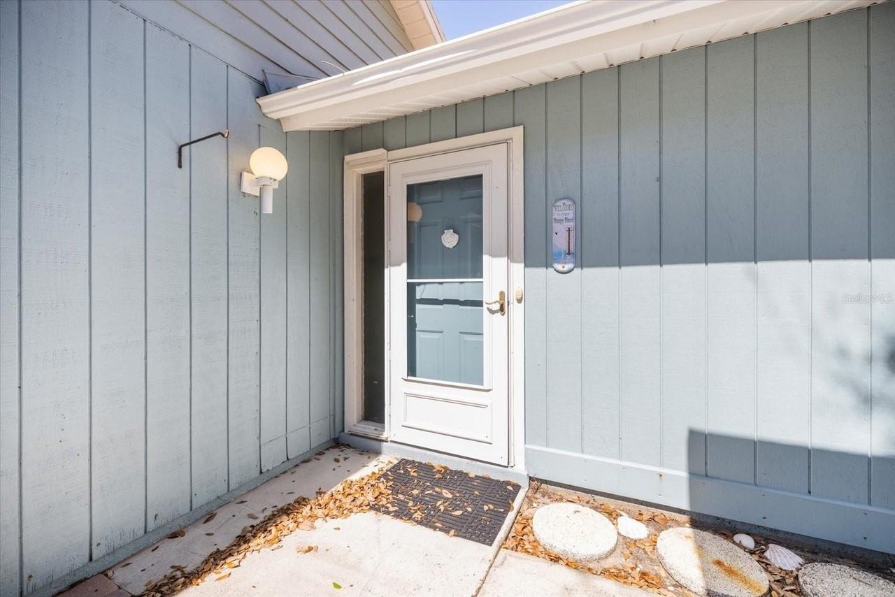 856 Chatham Dr #856 - Photo 4 of 43