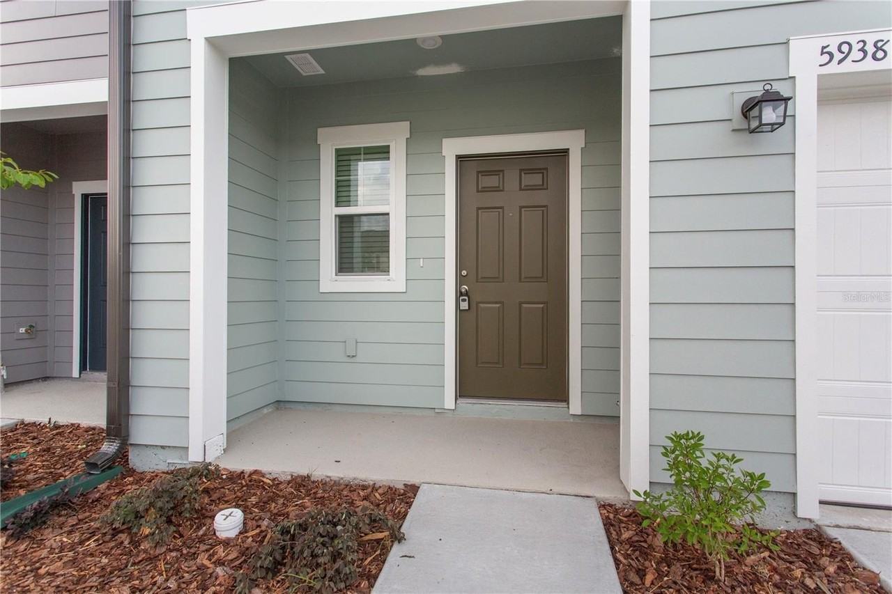 5938 Piney Shrub Pl - Photo 2 of 12