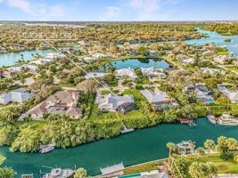 featured image of 5 Cache Cay Dr