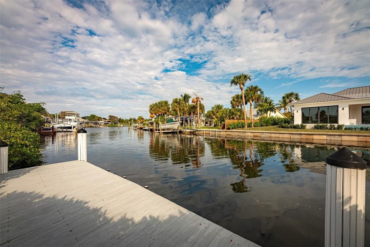 5 Cache Cay Dr - Photo 6 of 45