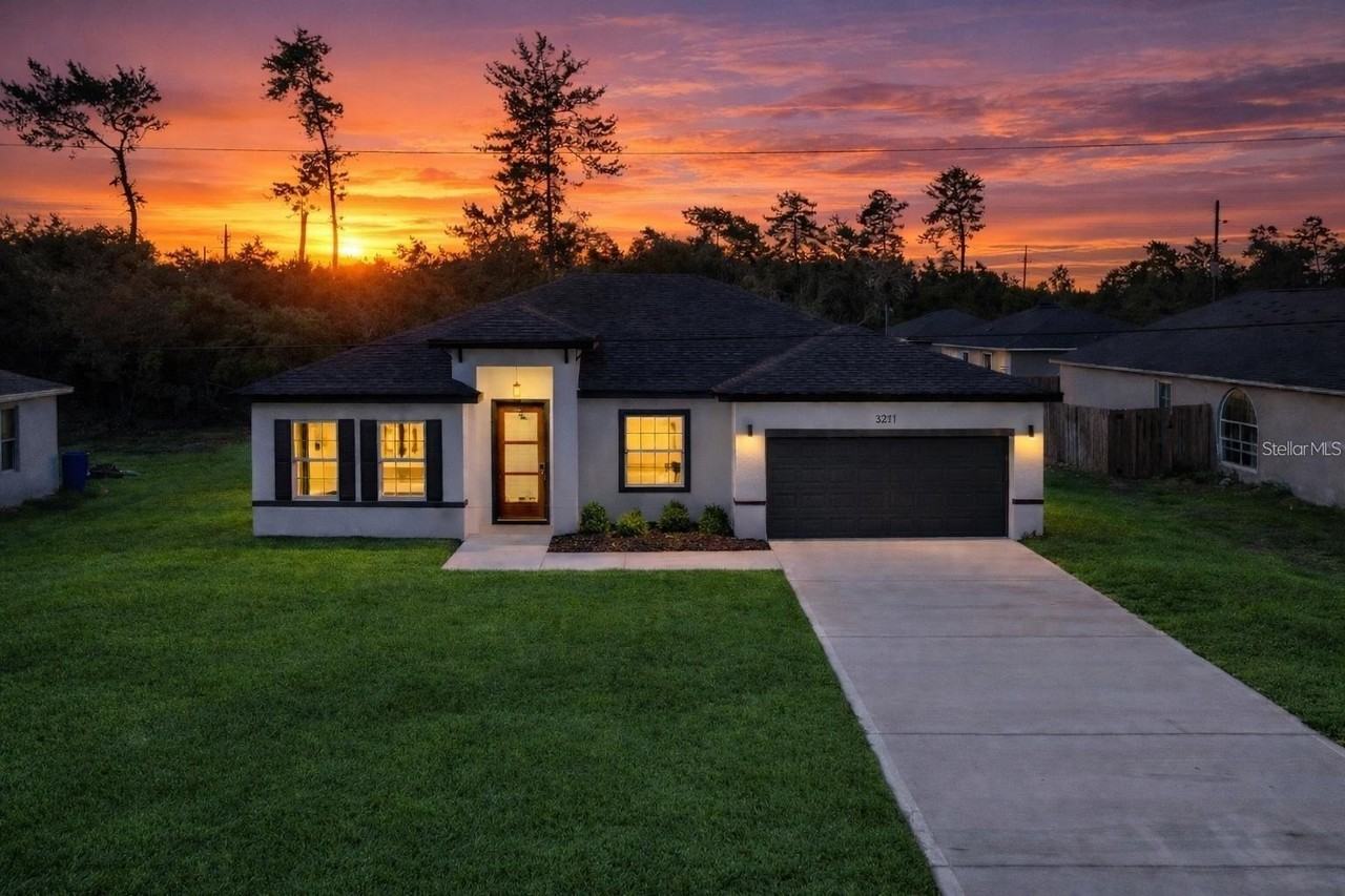 3211 Sw 128th Street Rd - Photo 2 of 38