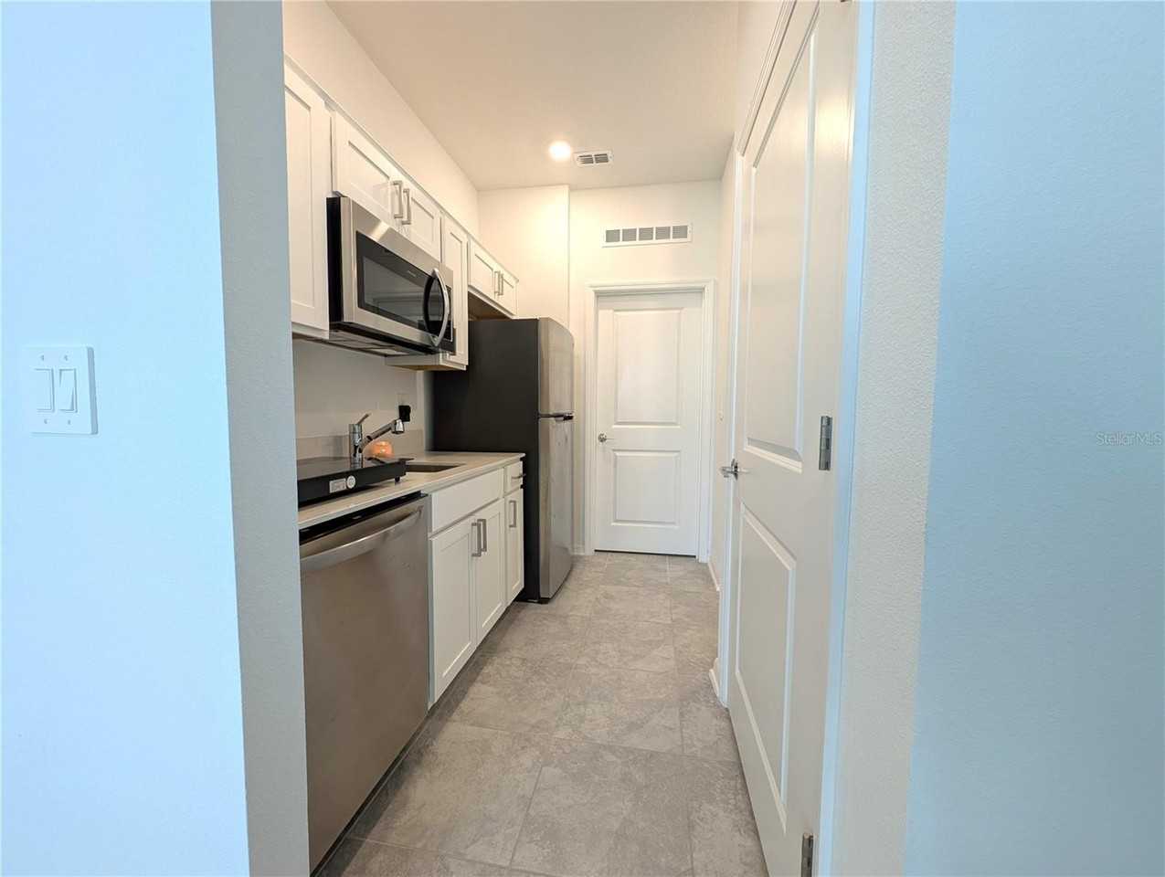 1313 DIEGO TERRACE - Photo 4 of 20