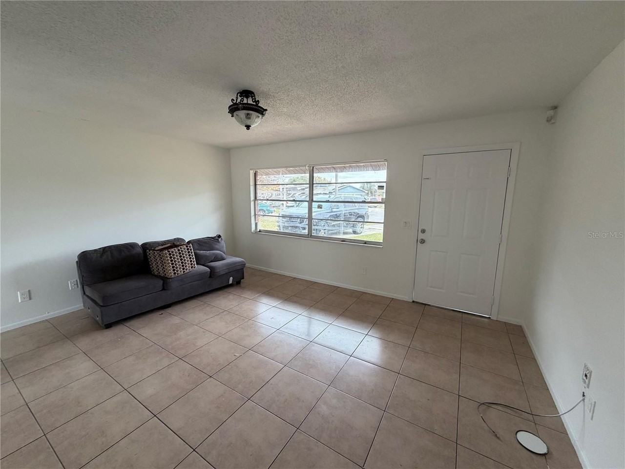 5320 Snowflake Ct - Photo 2 of 6