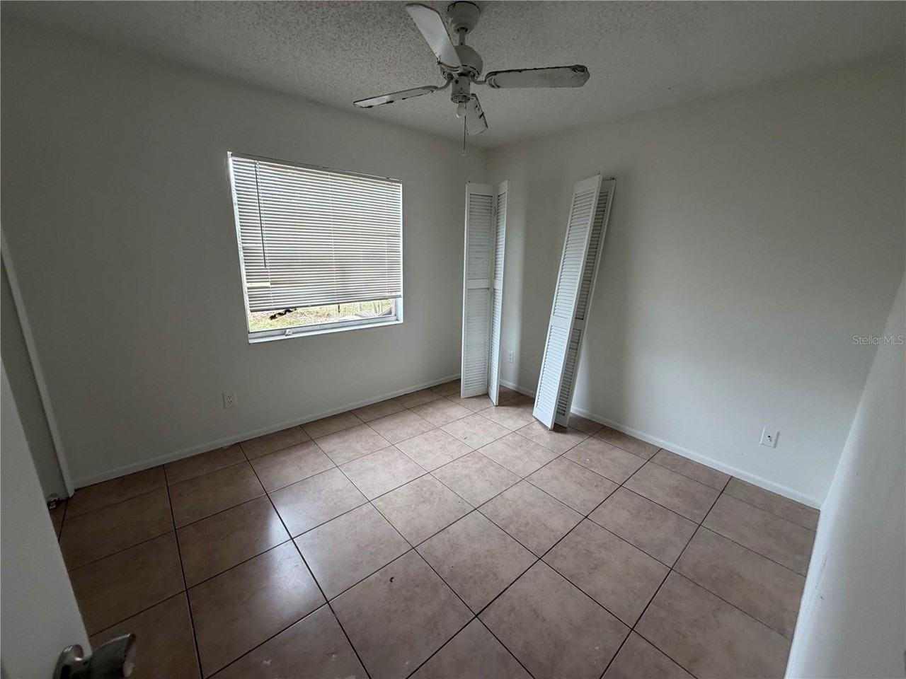 5320 Snowflake Ct - Photo 5 of 6