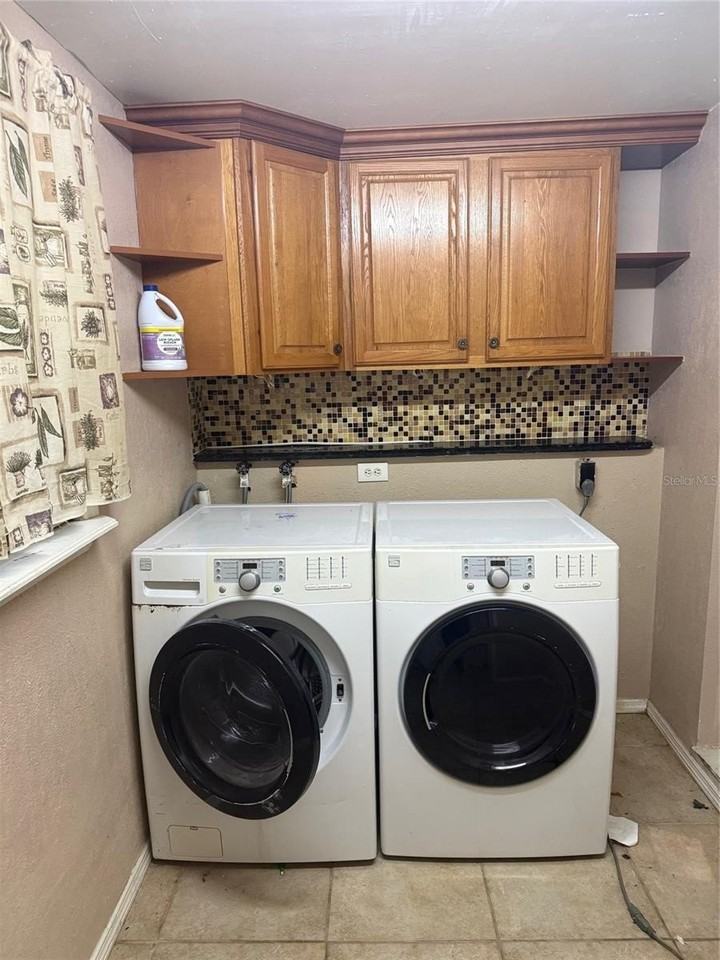 120 Alhambra Ave - Photo 5 of 20