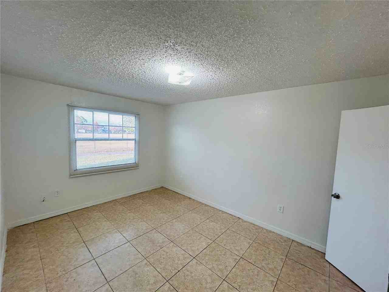 2775 L B Mcleod Rd #B - Photo 7 of 11