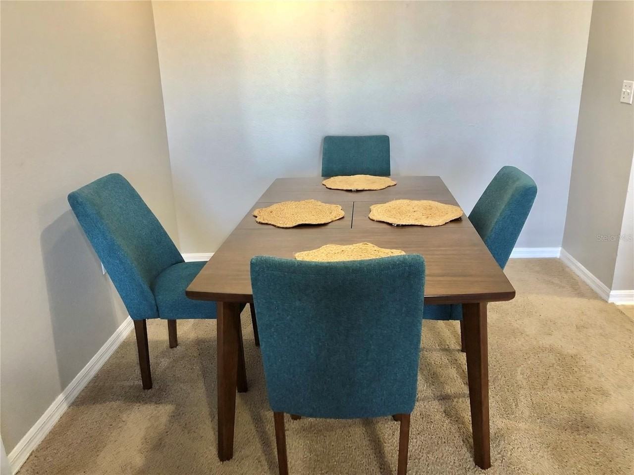 5542 Metrowest Blvd #104 - Photo 7 of 32