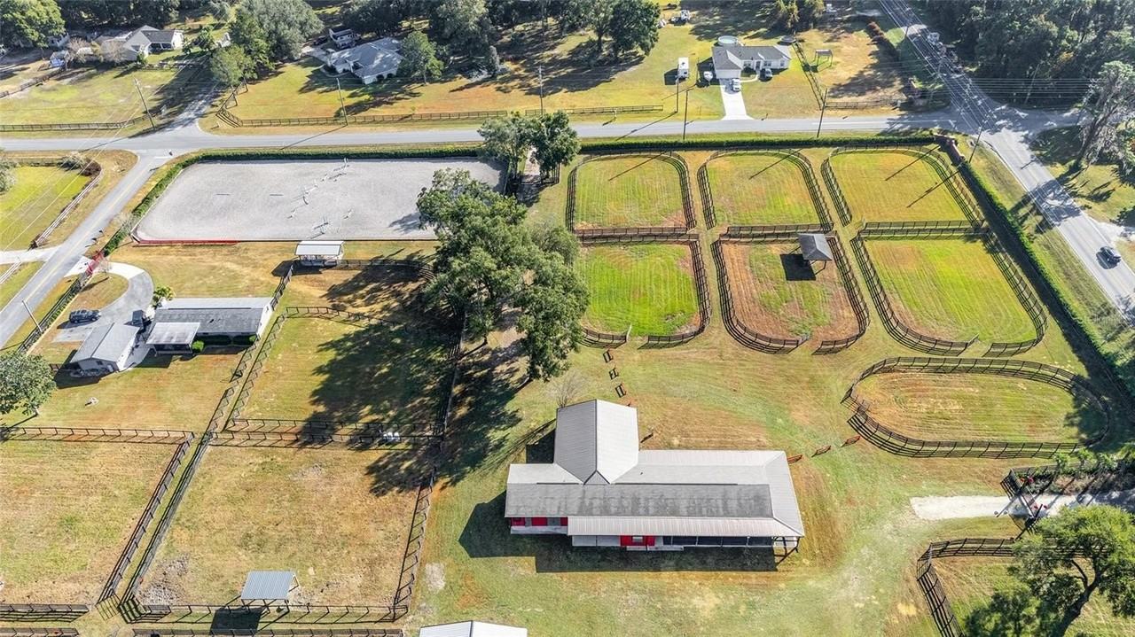 2 Count Fleet Dr - Photo 2 of 35