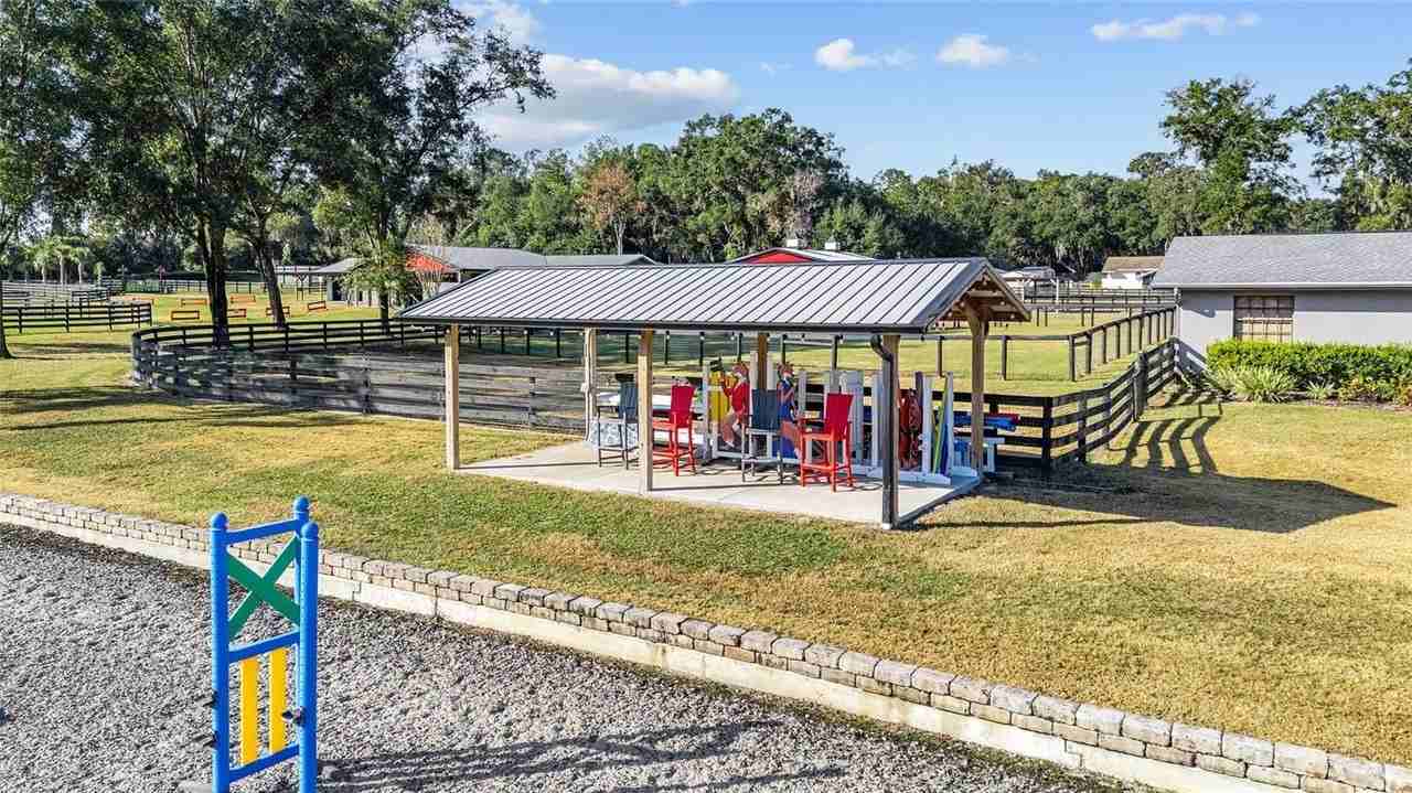 2 Count Fleet Dr - Photo 6 of 35