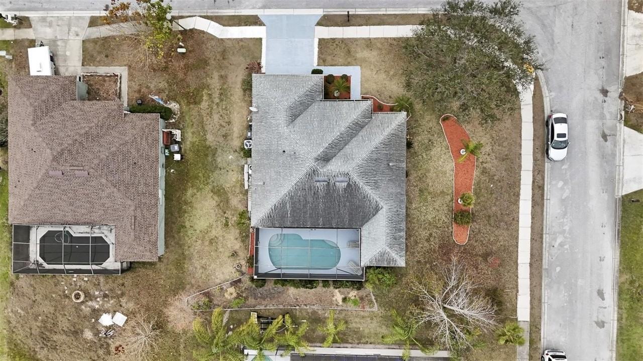 102 Hillcrest Rd - Photo 3 of 39