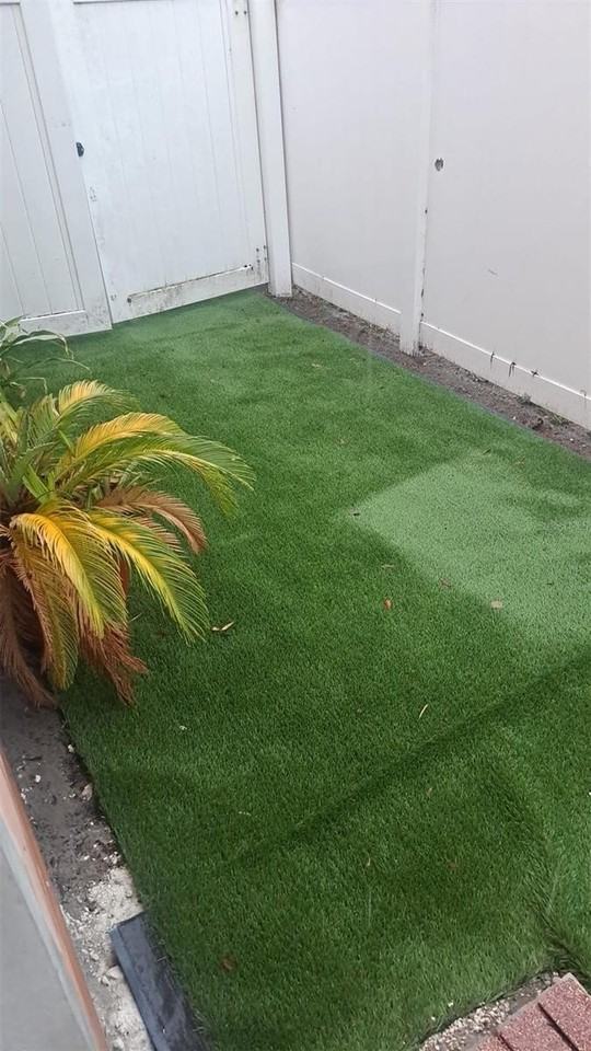 1405 W Rambla St - Photo 2 of 9