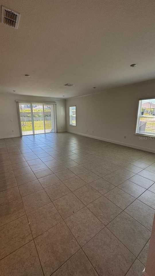 4899 Lyric Dr - Photo 4 of 7