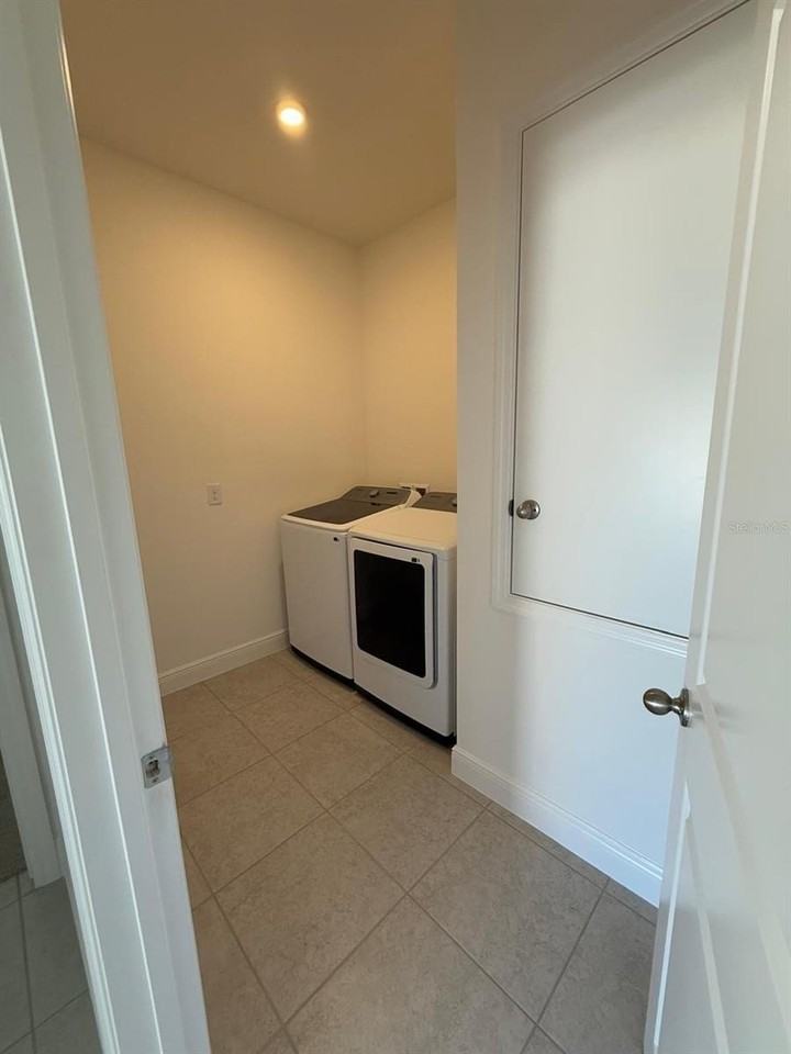 4899 Lyric Dr - Photo 5 of 7