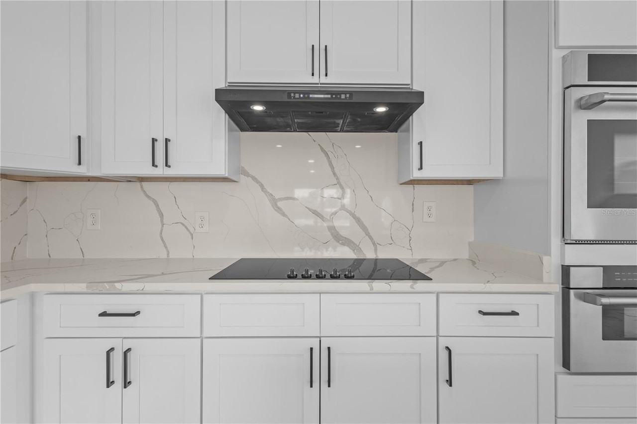 6001 Tampa Shores Blvd - Photo 7 of 25