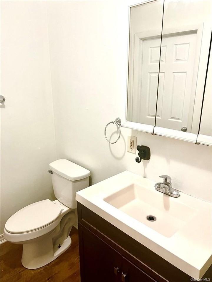 58 Cottage St Apt 4 - Photo 7 of 14