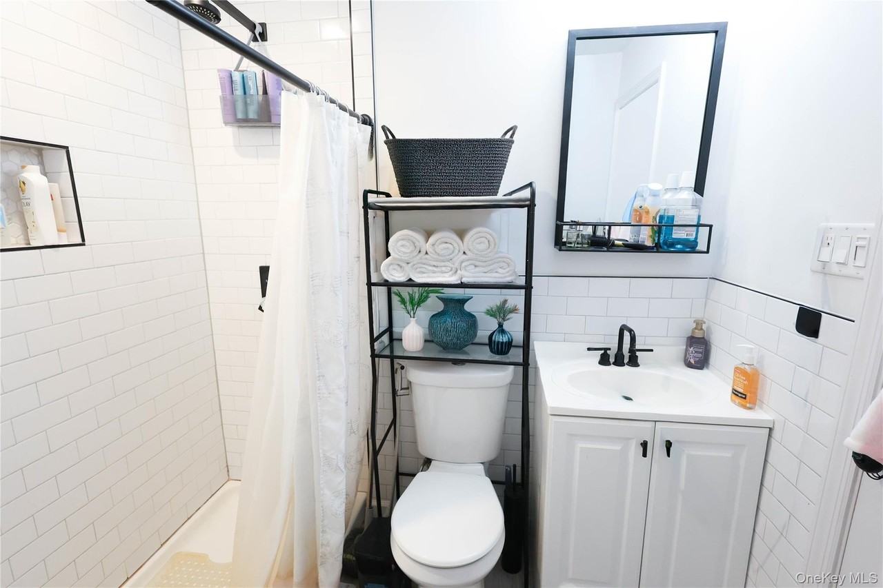 3 Saratoga Ct Unit B - Photo 7 of 15