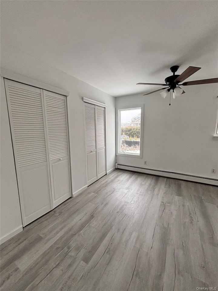 73 Colonial Dr - Photo 5 of 8