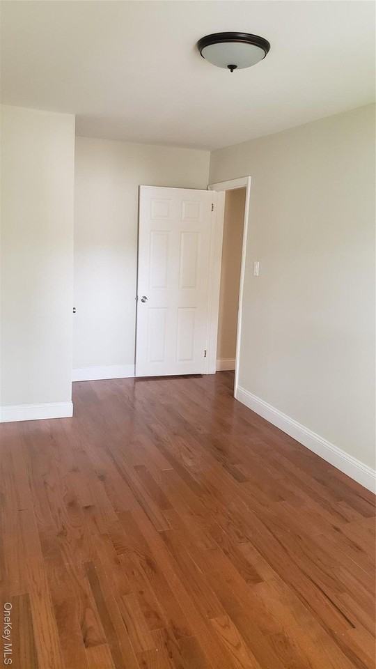 643 E 87th St - Photo 5 of 9